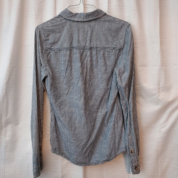 Abercrombie Striped Button Up Medium - Picture 2 of 6